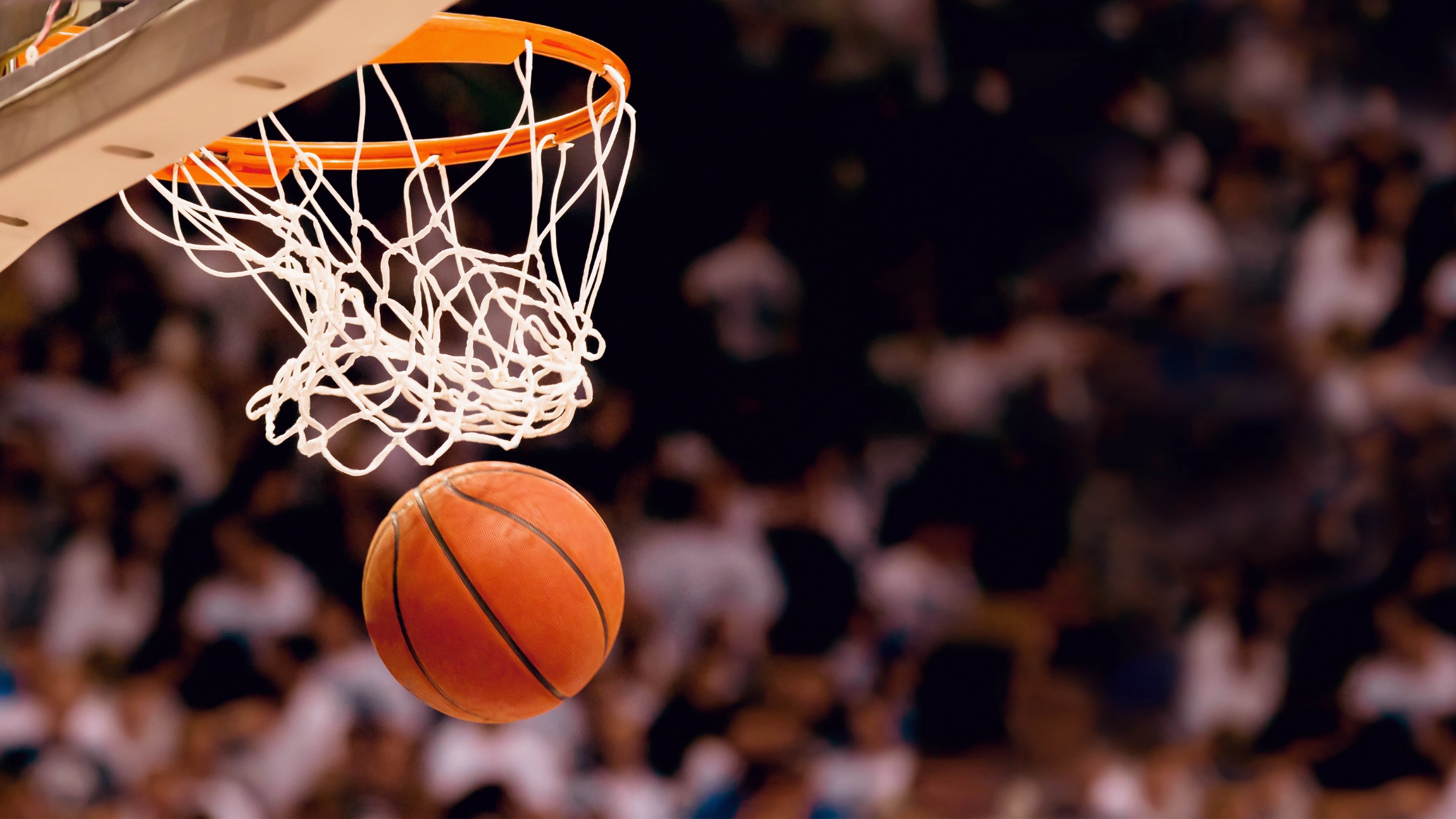 麦肯齐：无与伦比的快速反击能力使全黑队进攻如虎添翼，麦肯齐分了多少钱